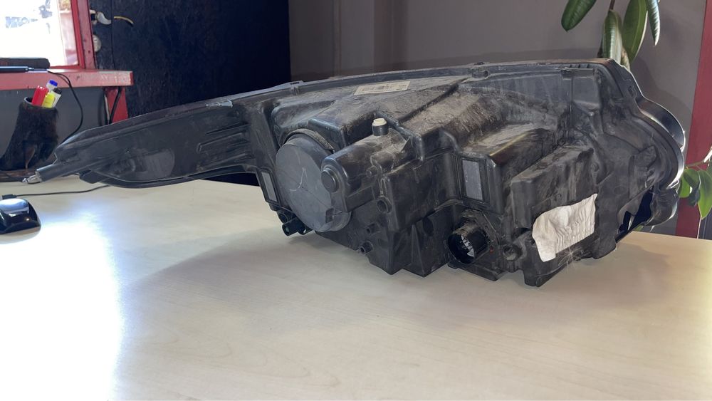 Range Rover L405 передні фари