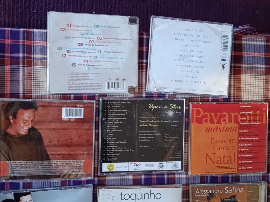 Diversos CDs musica em bom estado Iglesias Toquinho Seal Buble Teresa Cardoso Safina Pavarotti Luis Alegria Carochinha Branco