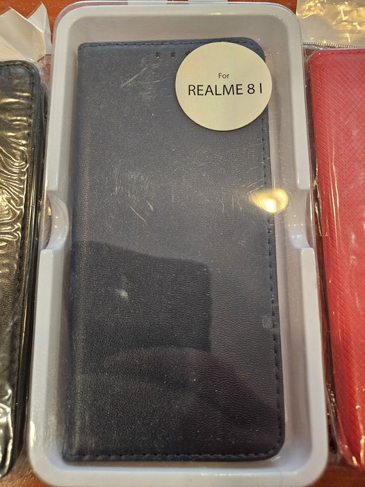 Etui zamykane pokrowiec futerał case do Realme  8i
