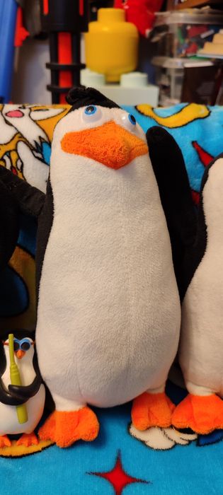 Pingwiny z Madagaskaru 5 sz. Stan dobry