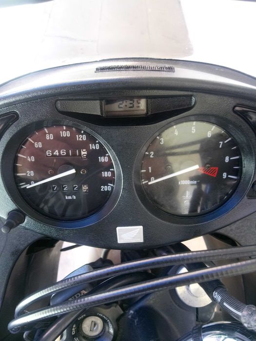 Moto Honda DEVILL 650