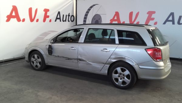Para peças OPEL Astra H Hatchback (L48)