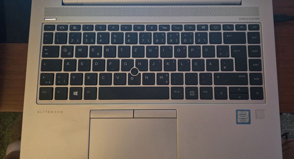 HP EliteBook 840 G5 em excelente estado, muito potente