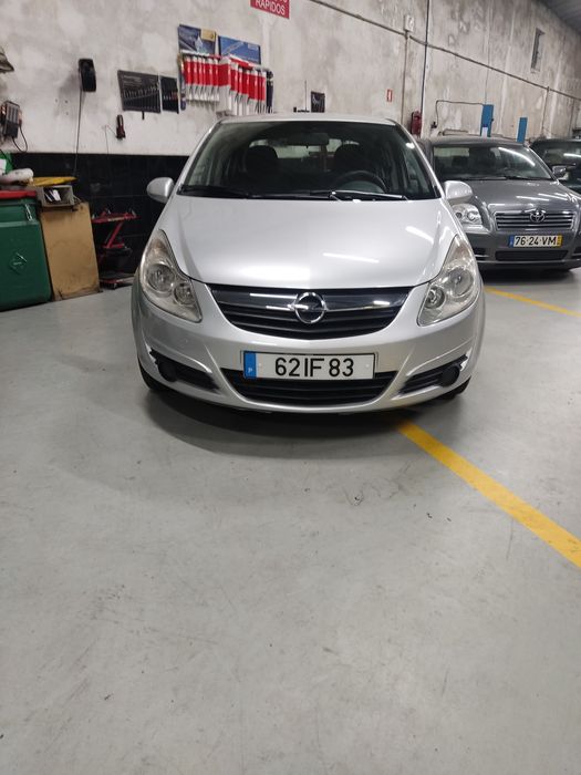 Opel Corsa 1.3 CDTi troco — photo 2