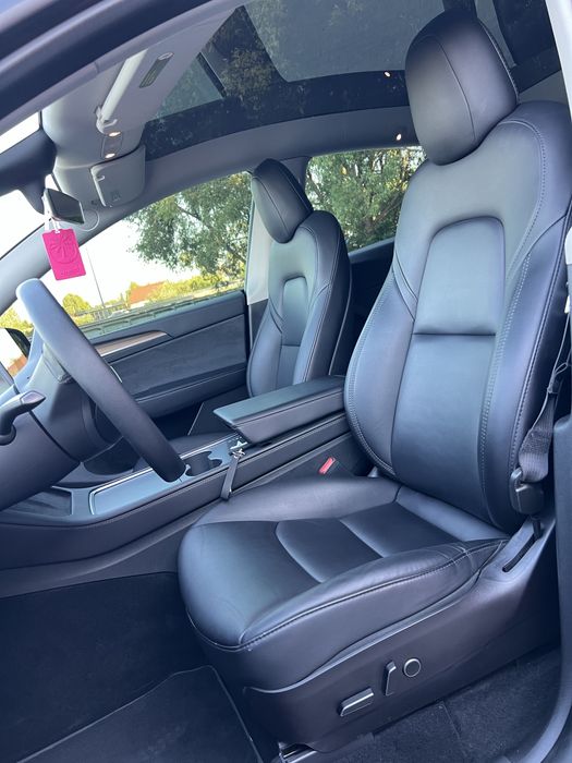 Tesla Model Y 2023р.