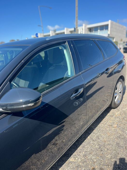 Peugeot 308 SW 1.2 130cv 2018 foto 3