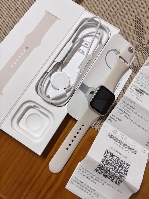 Apple Watch SE 3 2025