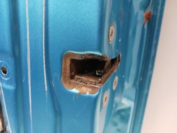 Porta frente direita MAZDA BT-50 Pick Up (CD, UN)