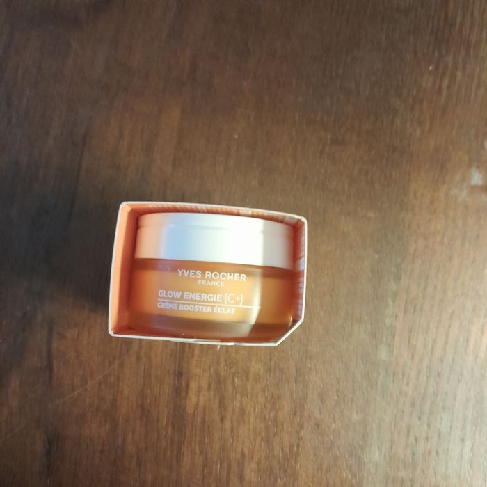 Creme Booster Éclate glow energie Yves Rocher