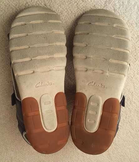 Clarks – Wygodne sportowe sandały chłopięce – rozm. 37