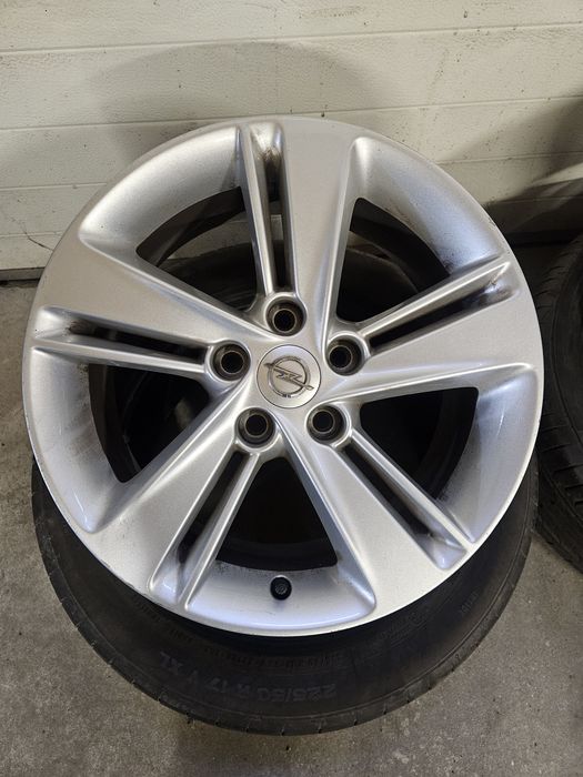 Felgi aluminiowe oryginalne Opel Astra J Insignia B Zafira C 5x115 7,5 J R17 Et45