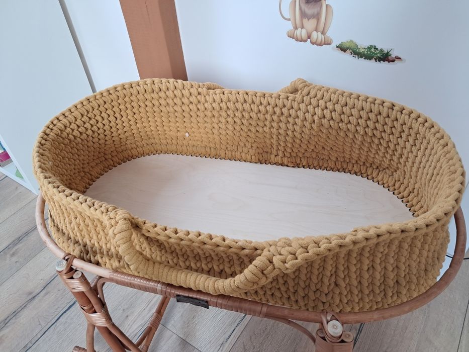 Kosz mojżesza ze sznurka