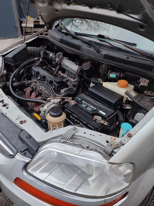 Разборка запчасти на Шевроле Авео т 200 Chevrolet Aveo на автомате.
