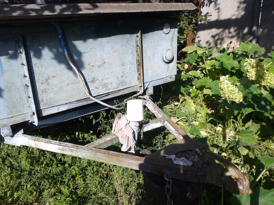 Прицеп одноосний автомобільний.