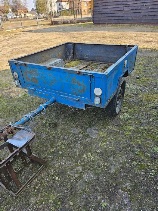 Przyczepka samochodowa lekka