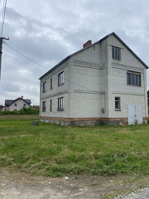 Продаж будинку с.Оброшине (15 км. до центру м.Львова)