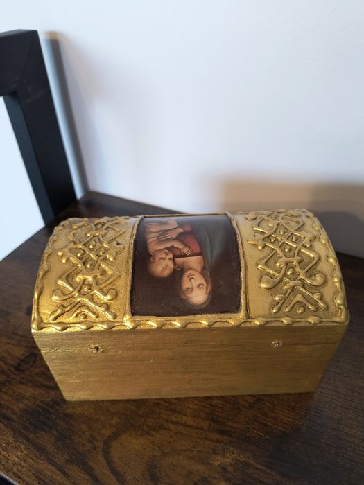 Pedełko, szkatułka florencka