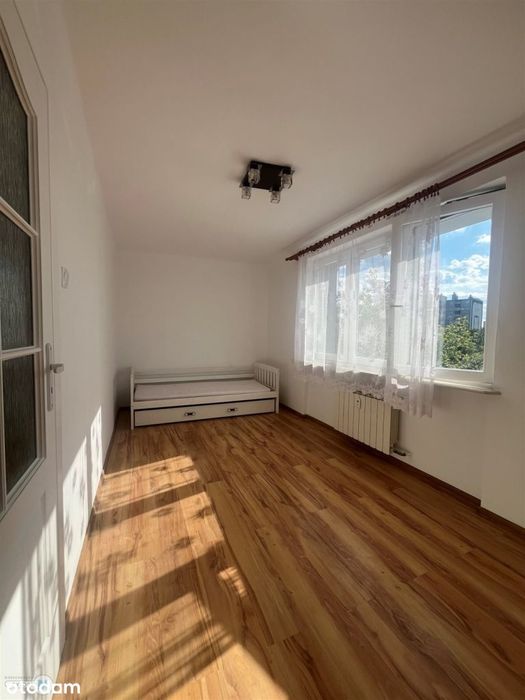 3 pokojowe mieszkanie po remoncie na Ksm - Widok 5