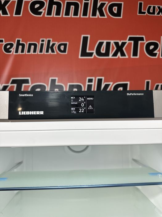 Топ , великий холодильник Liebherr 2 м , 70см