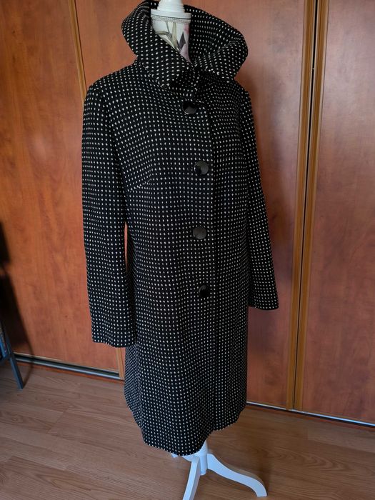 Elegancki płaszcz wełniany 44 czarny w białe kropki