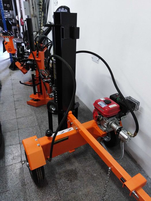 Rachador de Lenha 24 Toneladas a Gasolina