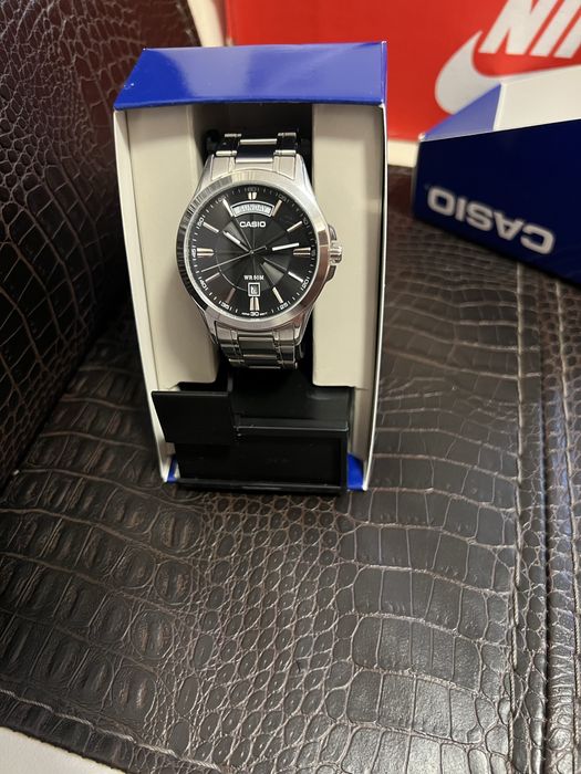 Годинники Casio, Invicta, Pagani Design