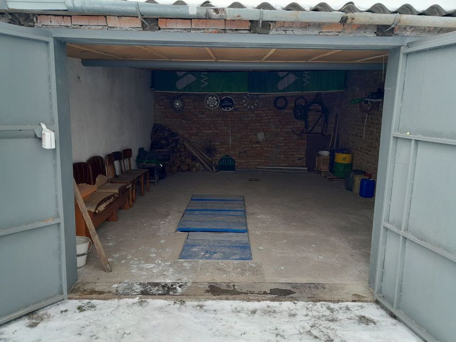 Продам гараж добротний