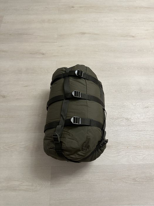 Nowy śpiwór zimowy Carinthia Defence 4 200 wojskowy bushcraft survival