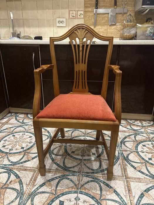 Стулья деревянные