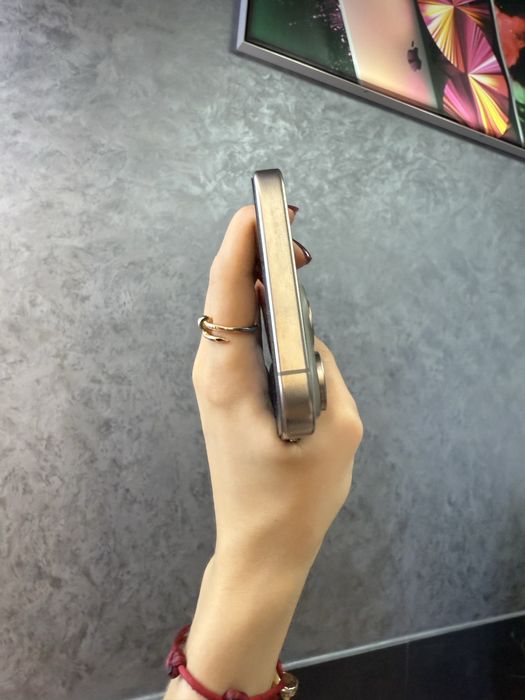 Used IPHONE 15Pro Max 256 Natural Titanium Neverlock Костюшка,5 igrand