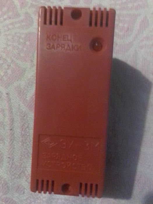 Продам зарядний пристрій ЗУ-3М на  крону9в.ц.300гр.