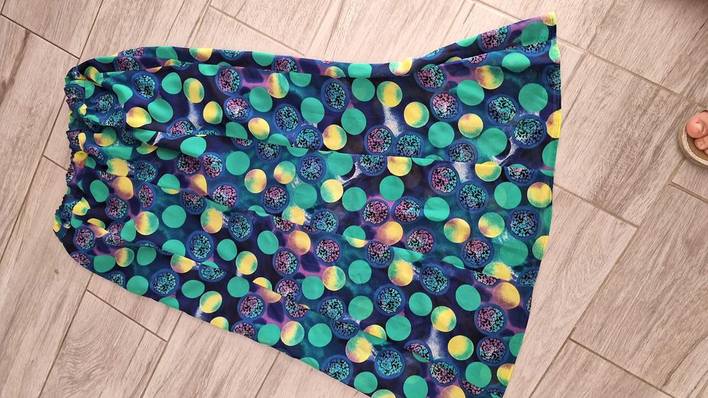 spódniczka na podszewce w roz44/46