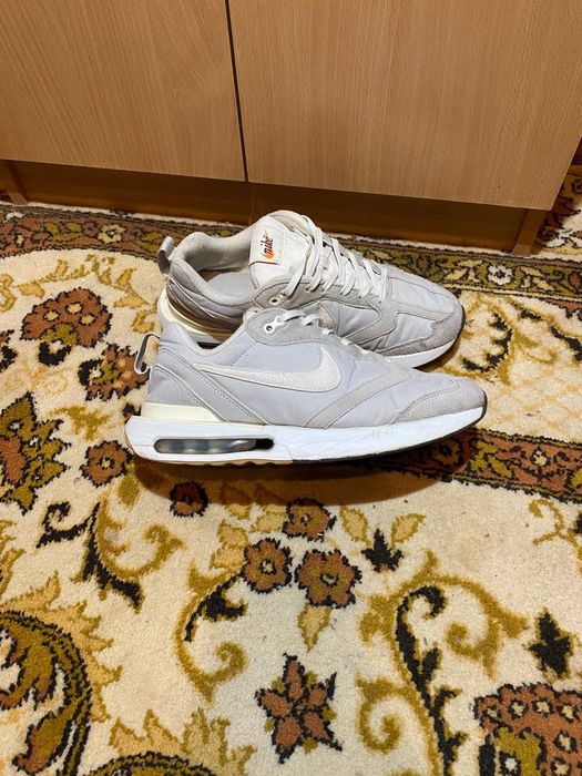 кроссовки Nike Air Max Dawn 42 розмір