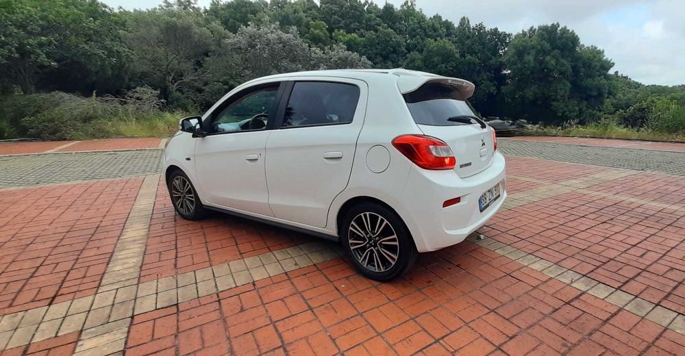 Mitsubishi Space Star 1.2 Intense Connect Edition