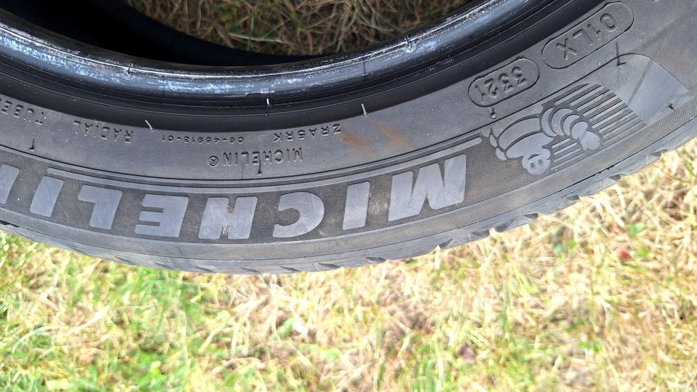 Opony Michelin 18