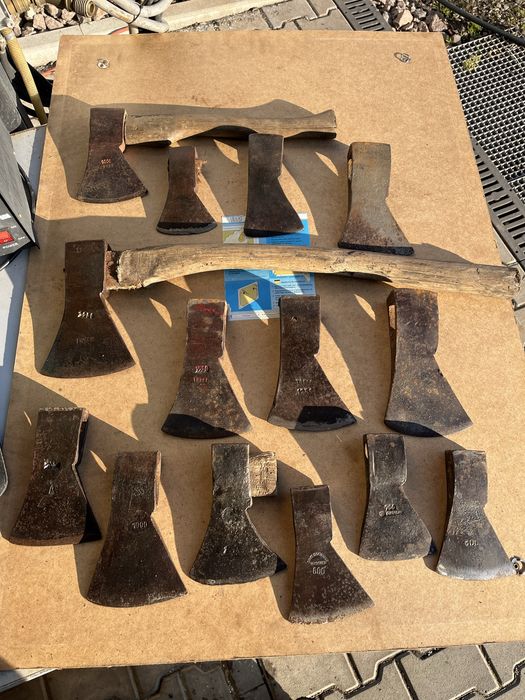 Сокири  з Німеччини