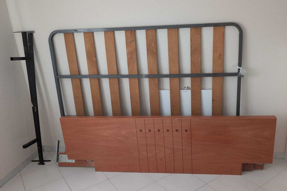 Vendo cama em segunda mão