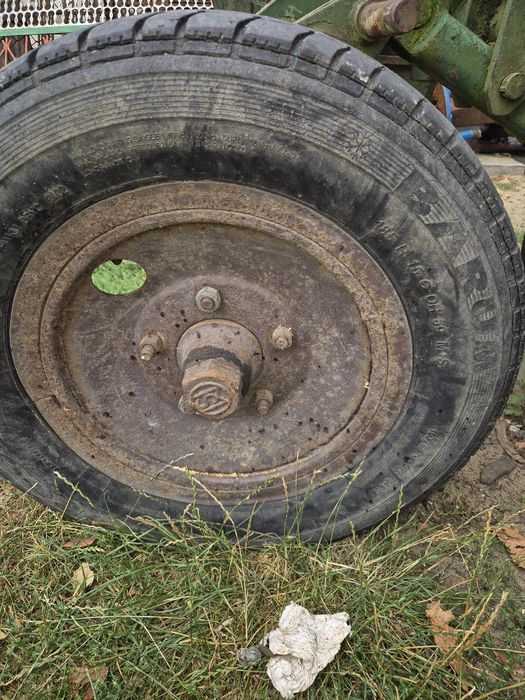 Ośka do przyczepki.