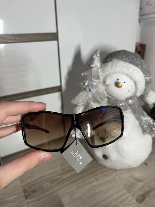 Brazowe okulary przeciwsloneczne