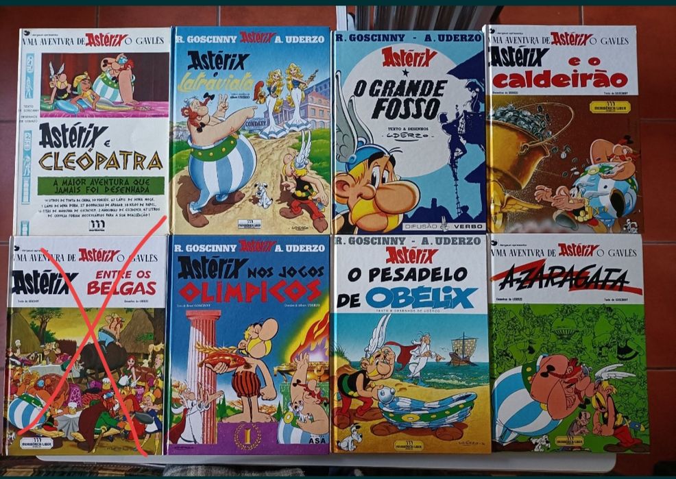 33 livros diferentes de Estrumpfes e Asterix Capa dura