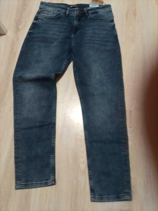 Spodnie jeansowe męskie młodzieżowe Nowy Rozm M32