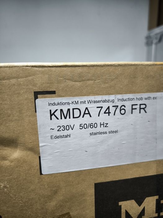 Płyta zintegrowanym okapem Miele KMDA 7476 FL-FR