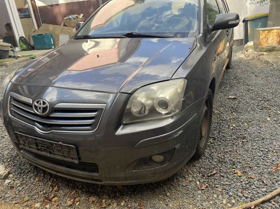 Тойота Авенсіс Т27 бампер разборка Avensis t27