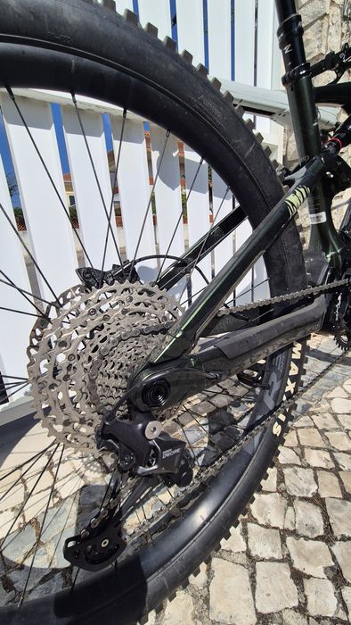 Bicicleta elétrica BH  de btt