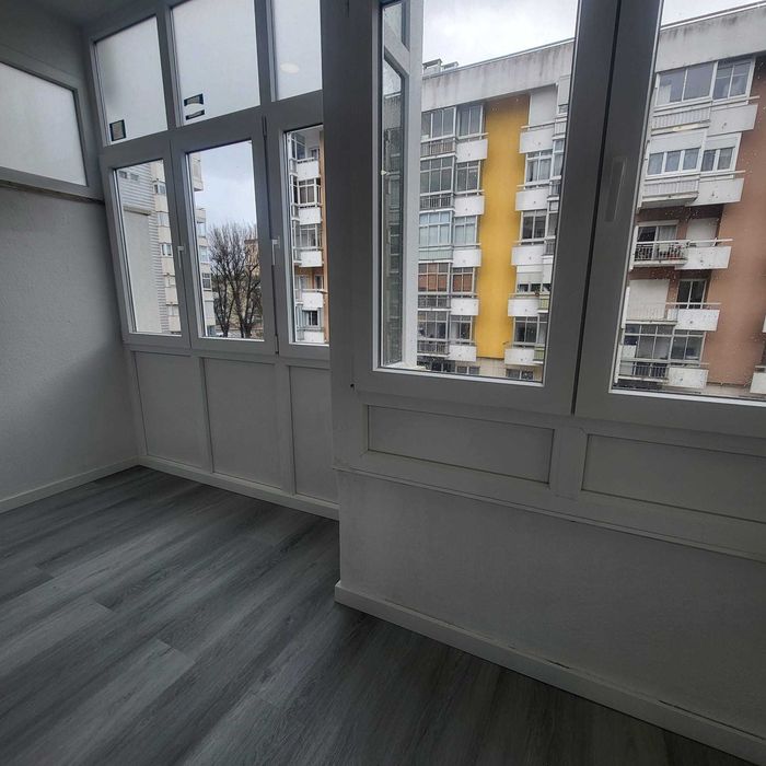 Apartamento T2 remodelado à venda | OEIRAS - VENDA PARTICULAR