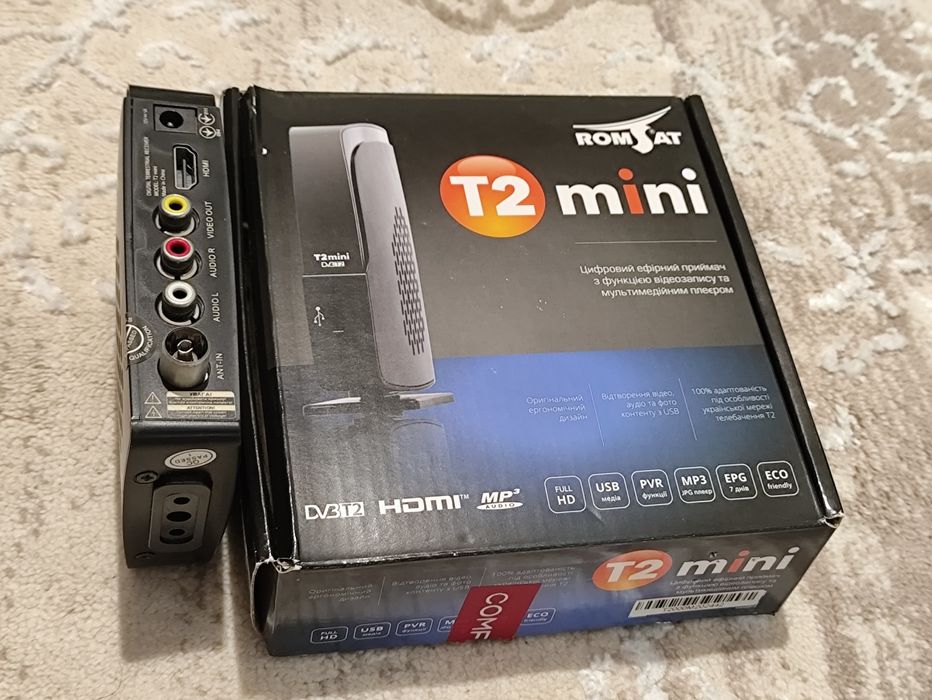 Цифровой эфирный DVB-T2 приемник T2 mini Romsat