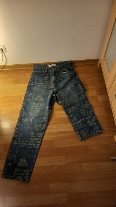 Calças marca BERSHKA quase novas