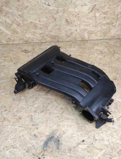 Kolektor ssący seat toledo Leon golf IV 2.3 V5 071.133.203A