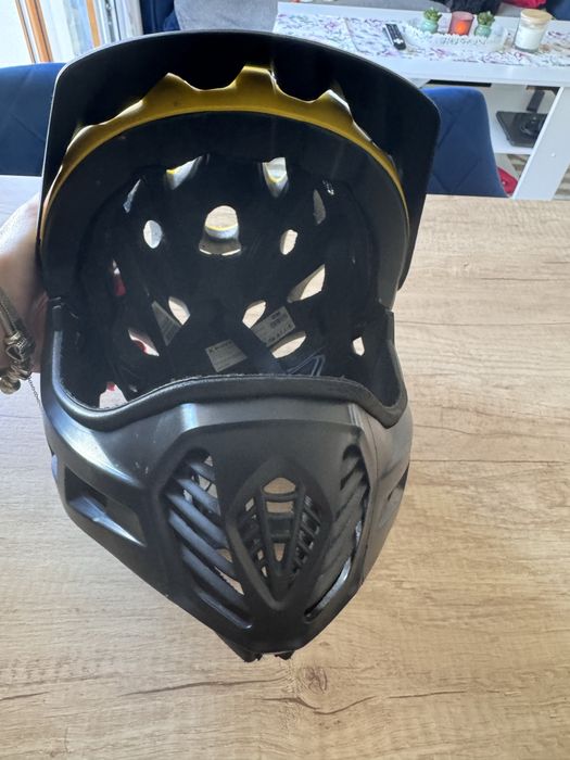 Sprzedam kask rowerowy