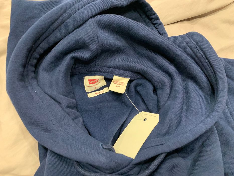 Товстовка чоловіча Levis розмір S-M